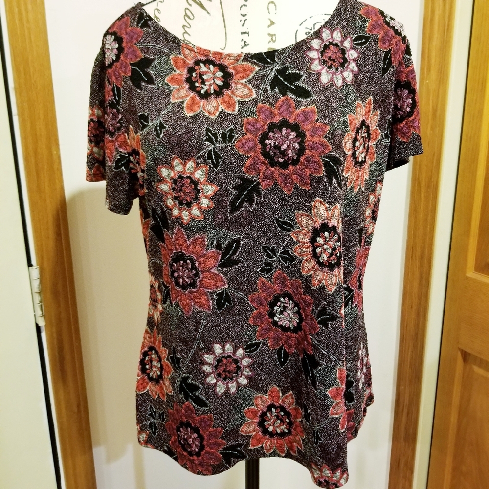 Notations Textured Floral Stretch Short Sleeve Blouse Large Leaves Bohemian Fall
